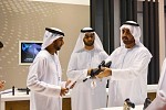 مكتوم بن راشد المعلا يزور جناح تسليح بمعرض الصيد و الفروسية