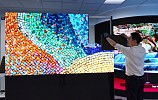 شاشات LED الرَّقمية المتطوِّرة من إل جي القابلة للتوصيل مع بعضها لاسلكياً توفر صوراً أفضل وميزة تركيب أسهل