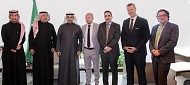 اجتماع وزير الصحة مع شركة باكستر المحدودة: خطوة هامة نحو تطوير خدمات الغسيل الكلوي البريتوني في المملكة